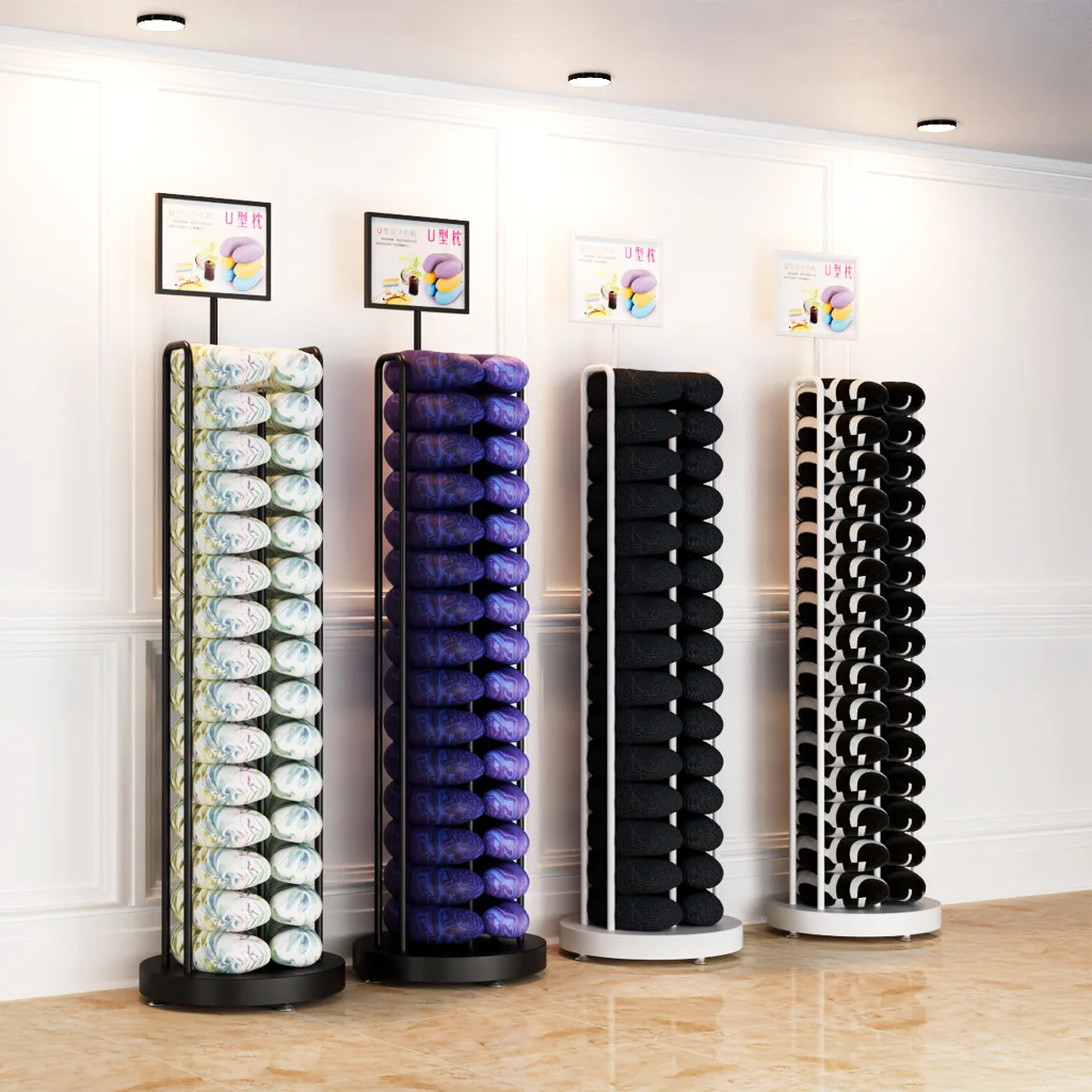 Espositore a U per cuscini da  - Home Textiles Exhibition recensione e prezzo